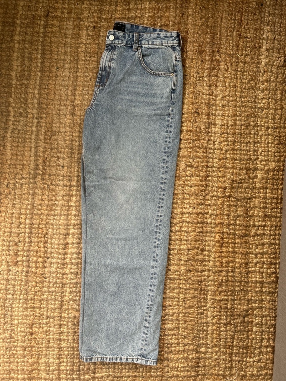 ASOS Design Tall Light Acid Wash Mom Jeans 30x32